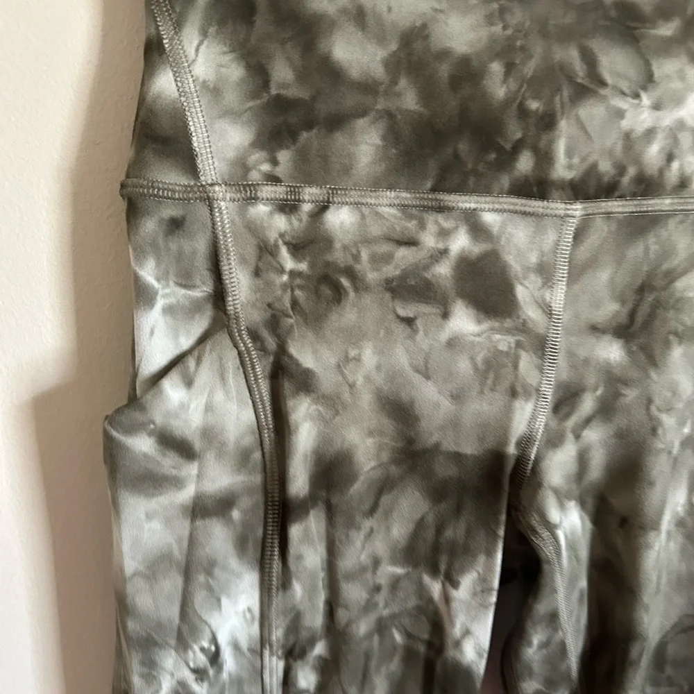 # 529 Lululemon Align High-Rise Pant with Pockets 25" - Picture 6 of 12